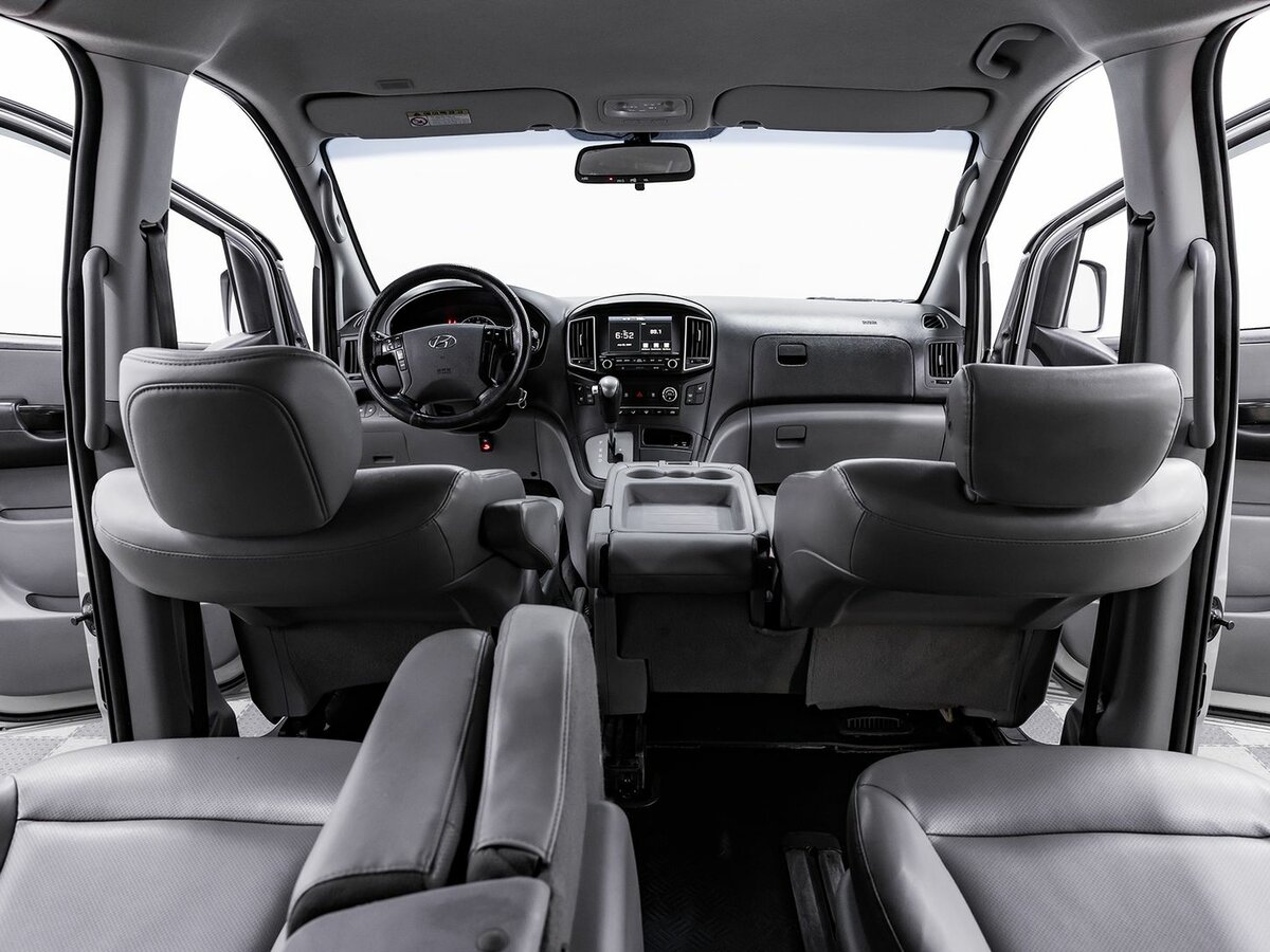 Hyundai Grand Starex, 2018