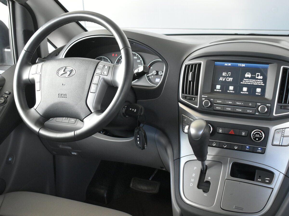 Hyundai Grand Starex, 2019