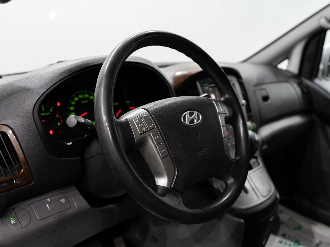 Hyundai Grand Starex, 2010