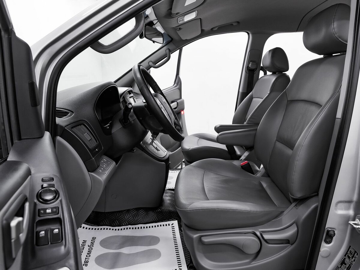 Hyundai Grand Starex, 2014