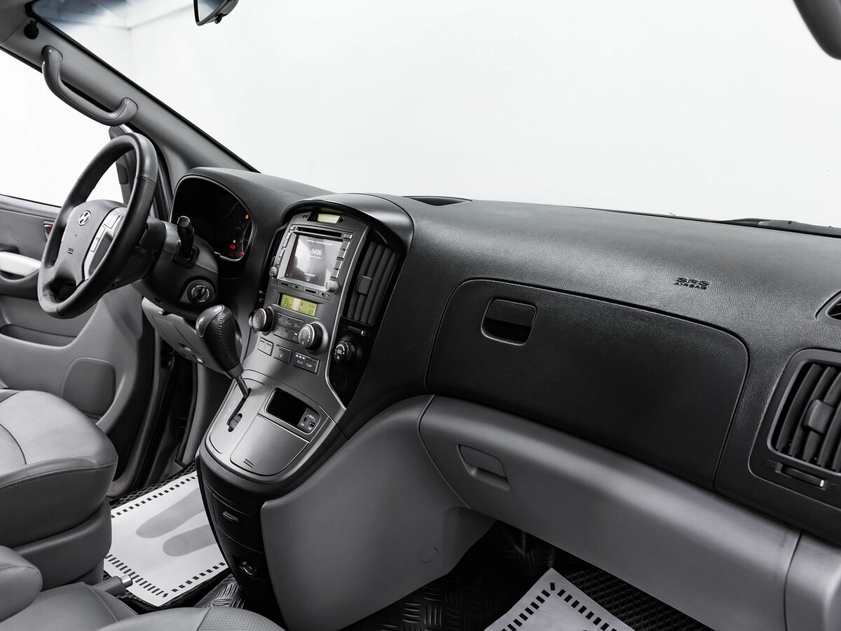 Hyundai Grand Starex, 2014