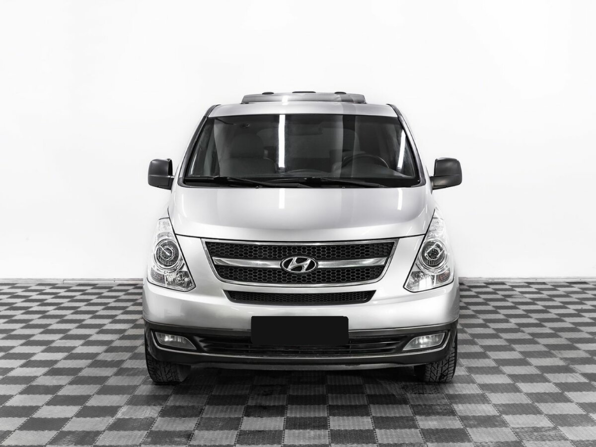 Hyundai Grand Starex, 2013