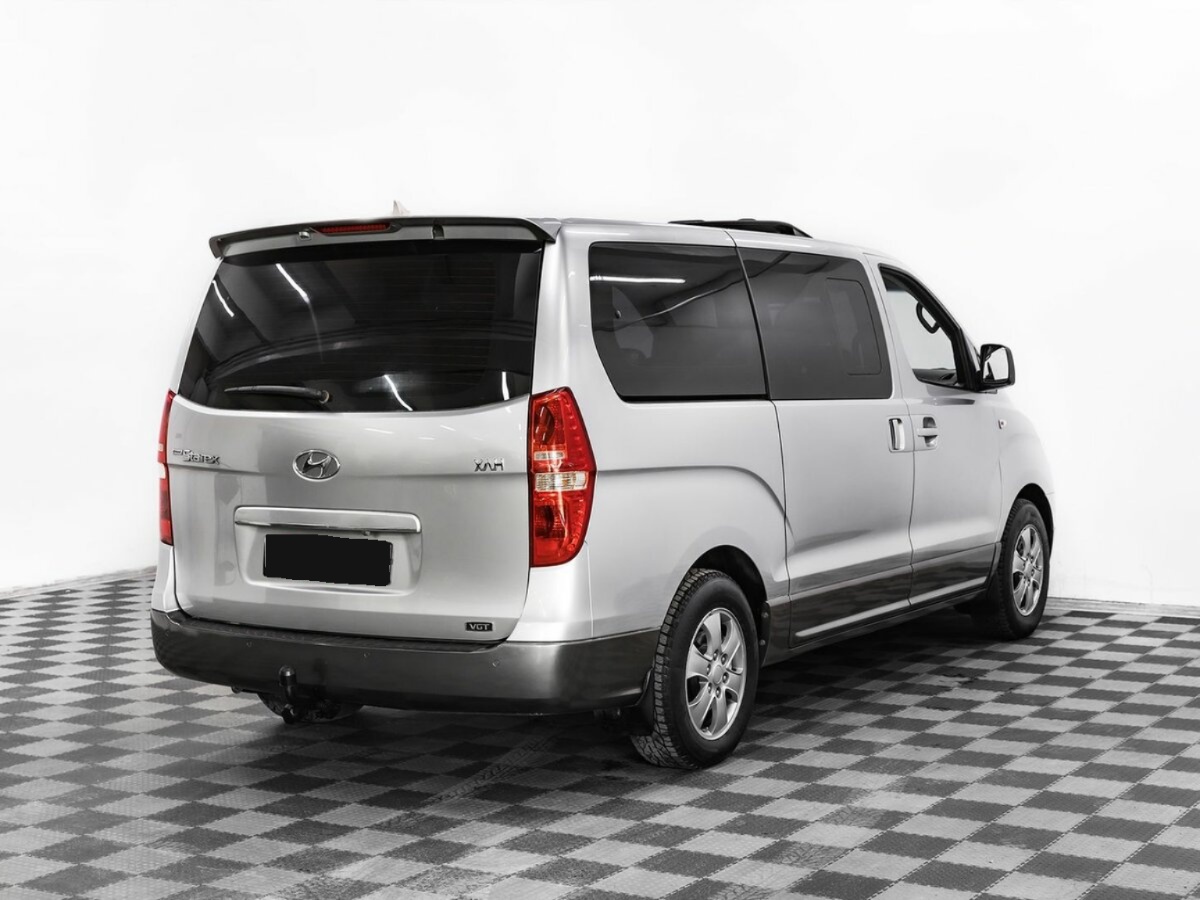 Hyundai Grand Starex, 2013