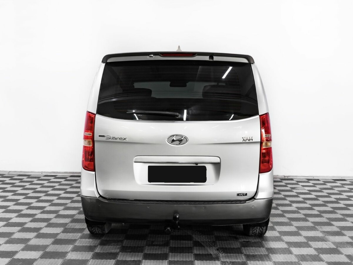 Hyundai Grand Starex, 2013