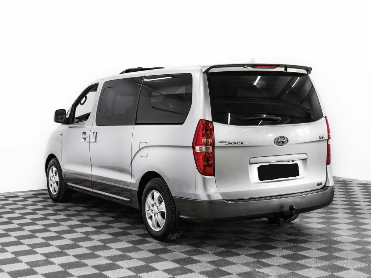 Hyundai Grand Starex, 2013