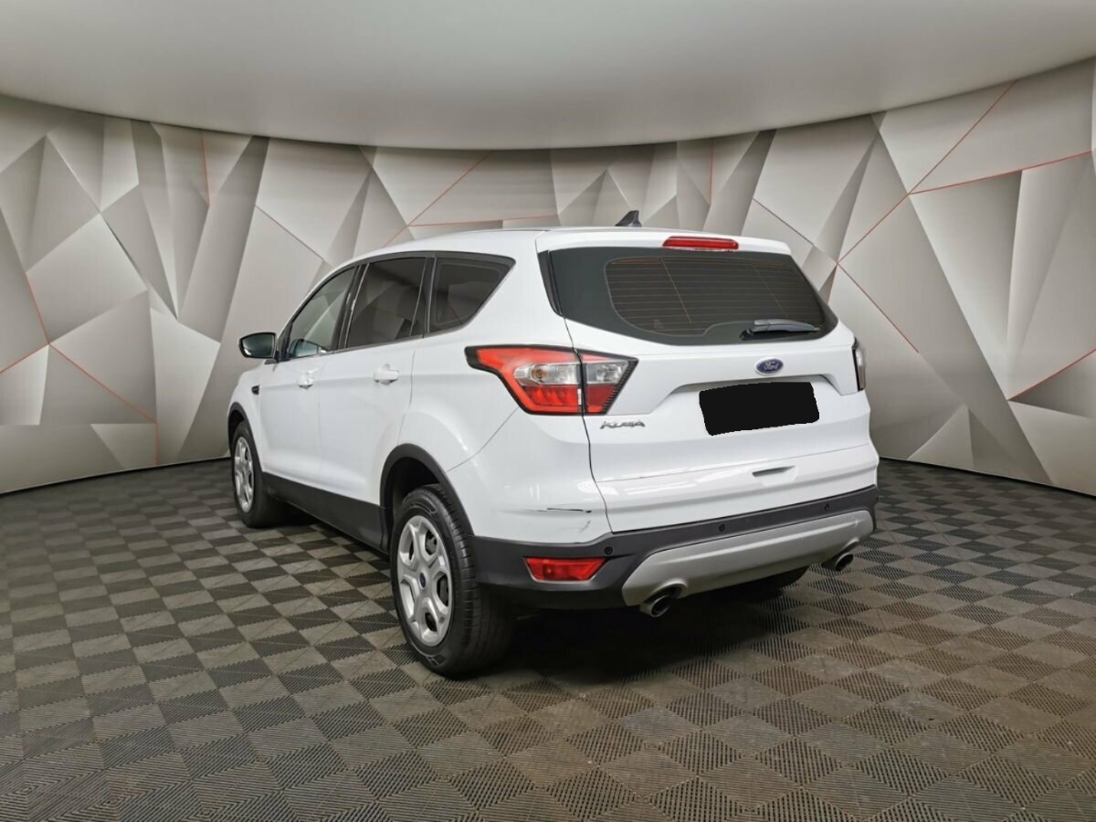 Ford Kuga, 2017
