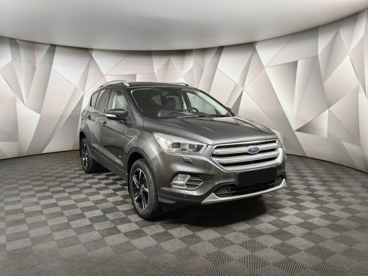Ford Kuga, 2017