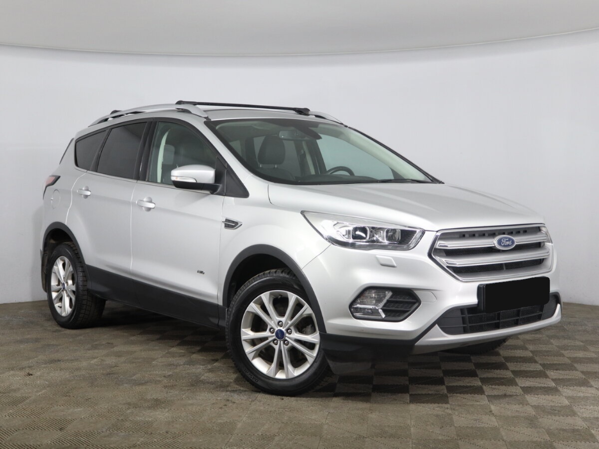 Ford Kuga, 2017