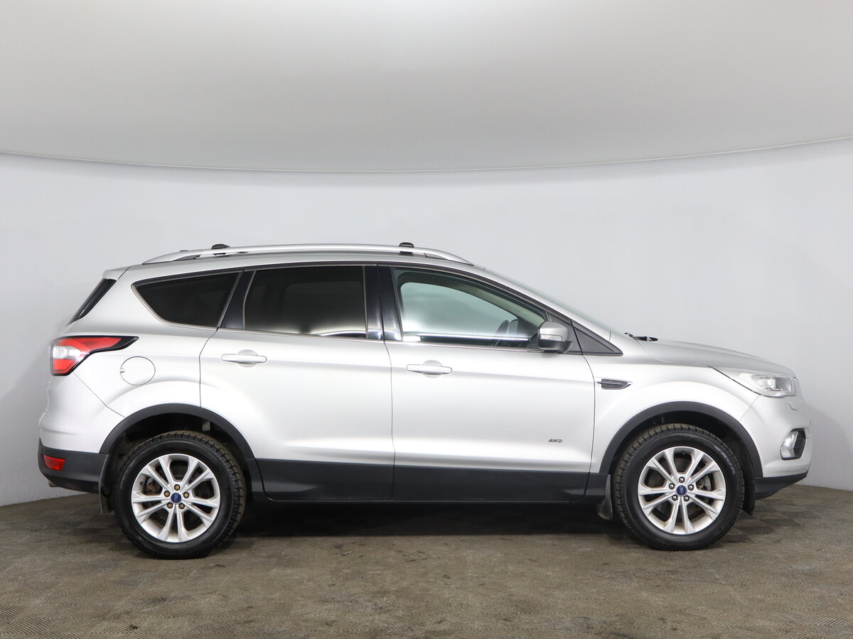 Ford Kuga, 2017