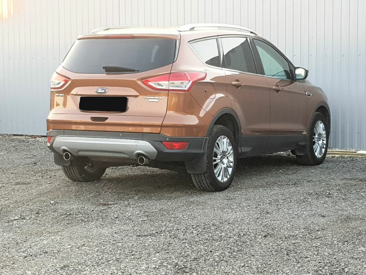 Ford Kuga, 2015