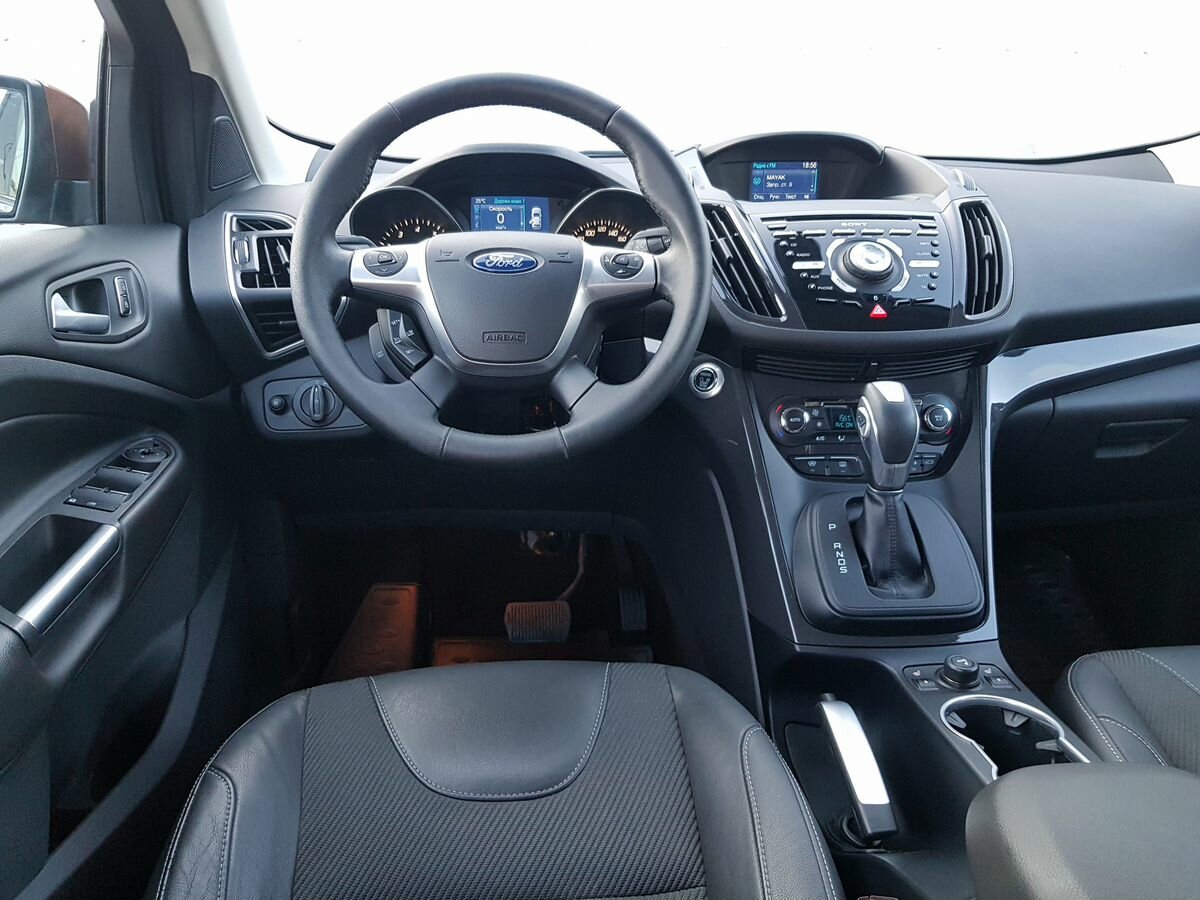 Ford Kuga, 2015