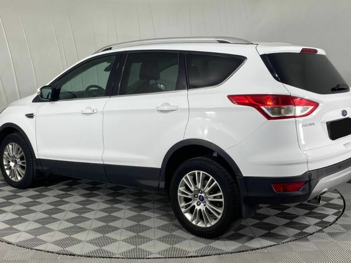 Ford Kuga, 2015