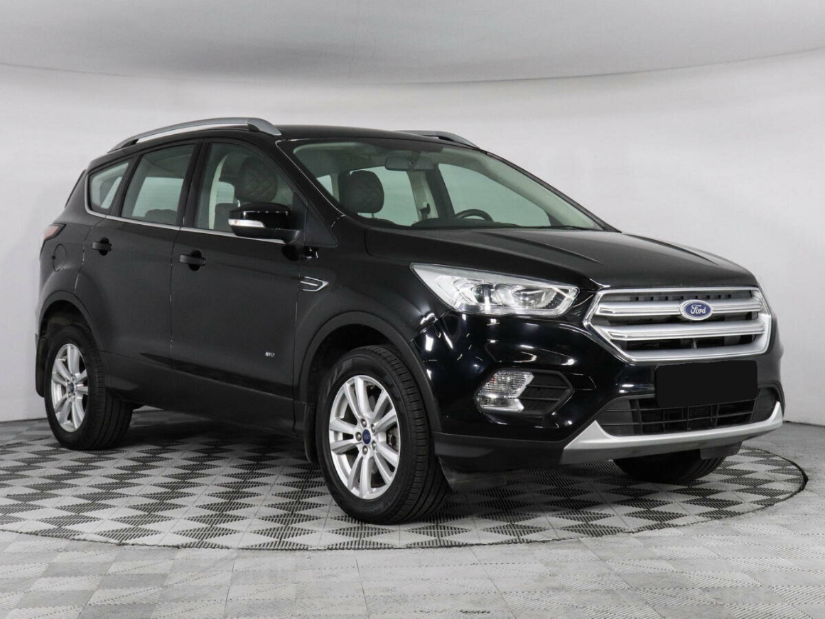 Ford Kuga, 2019