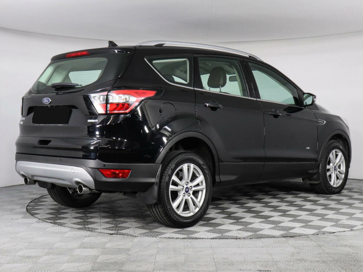 Ford Kuga, 2019