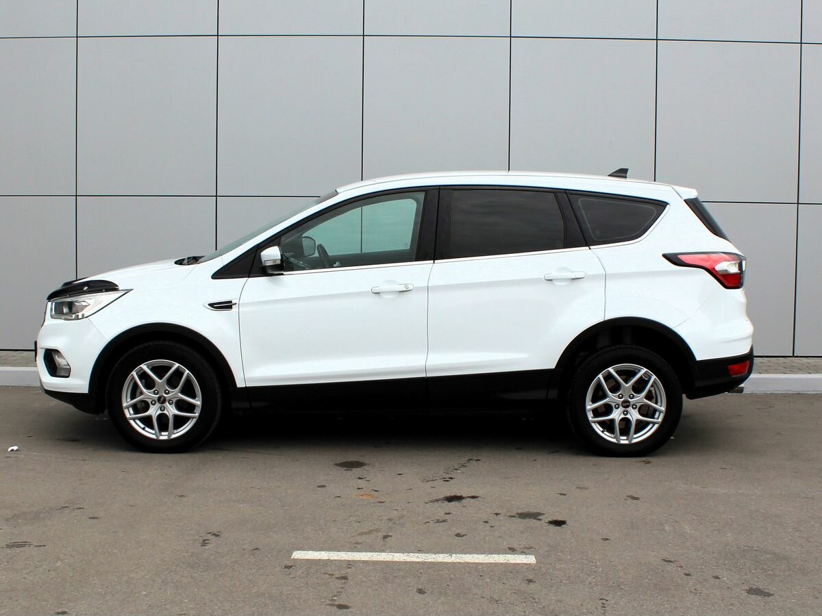 Ford Kuga, 2017