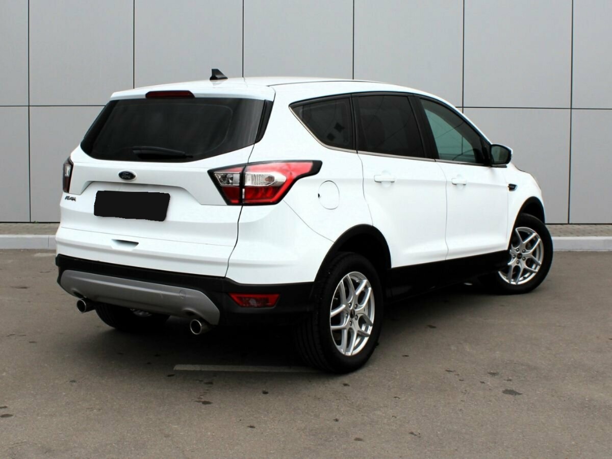 Ford Kuga, 2017