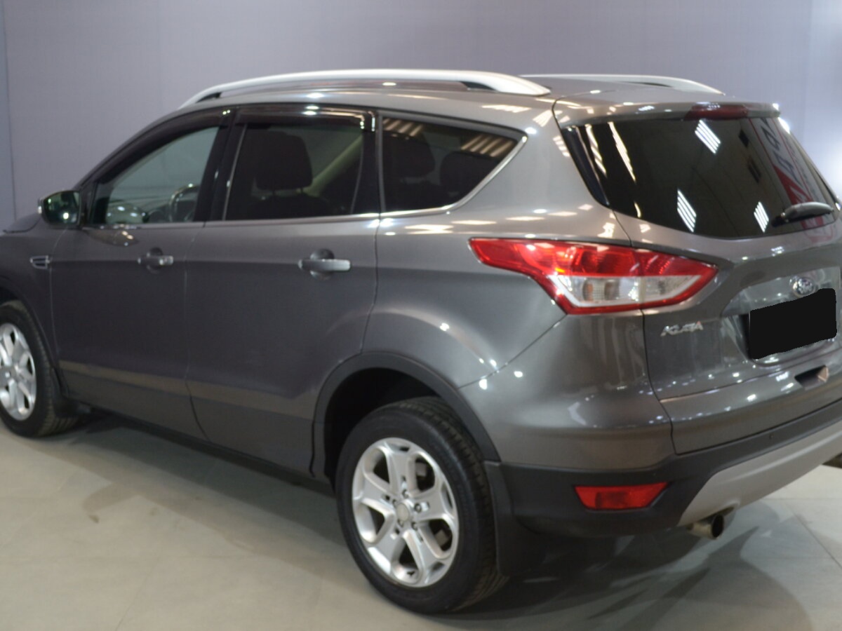 Ford Kuga, 2013