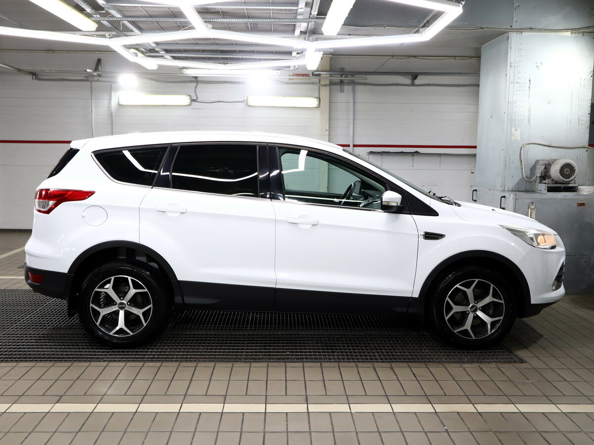 Ford Kuga, 2016