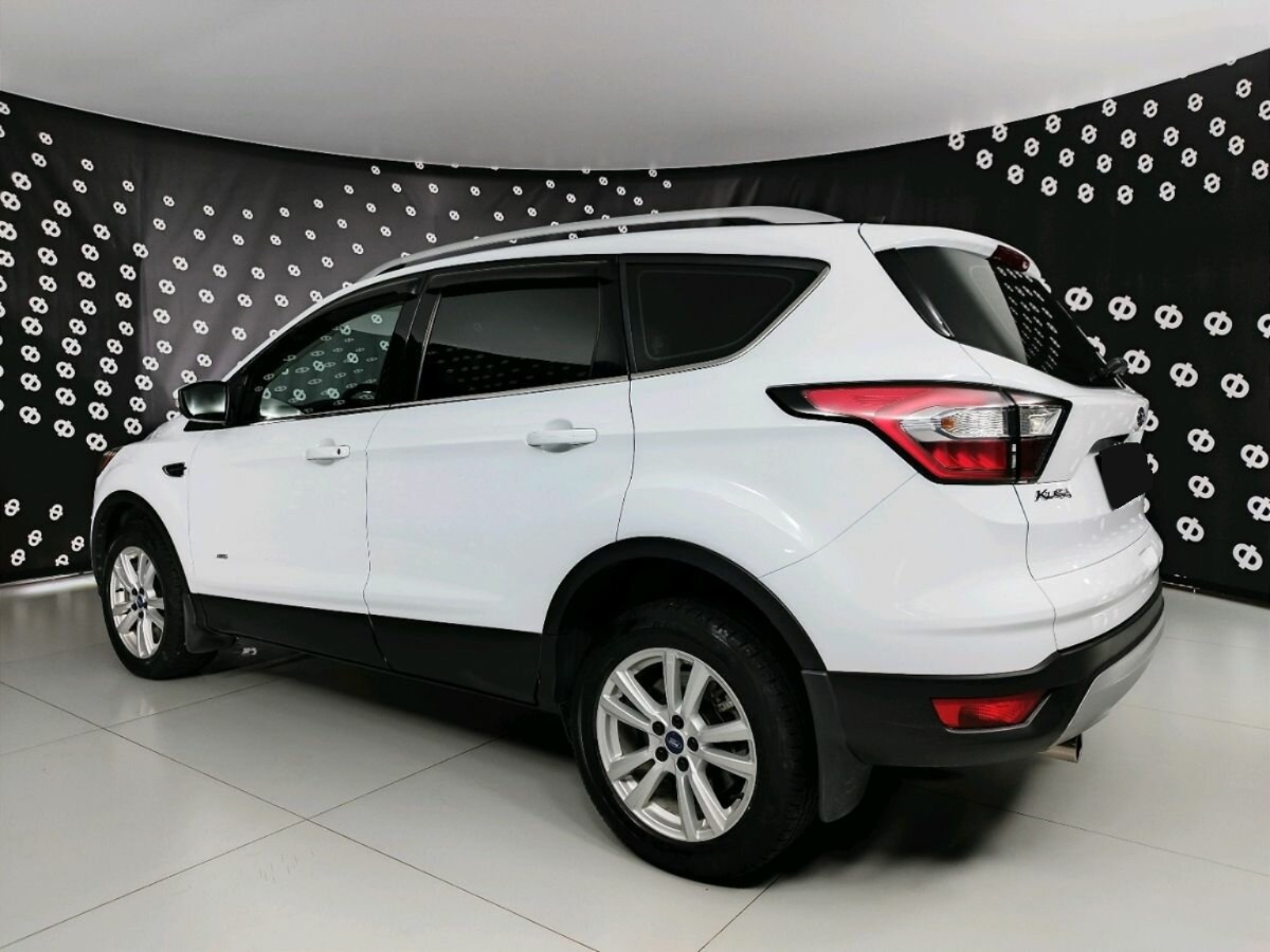 Ford Kuga, 2017