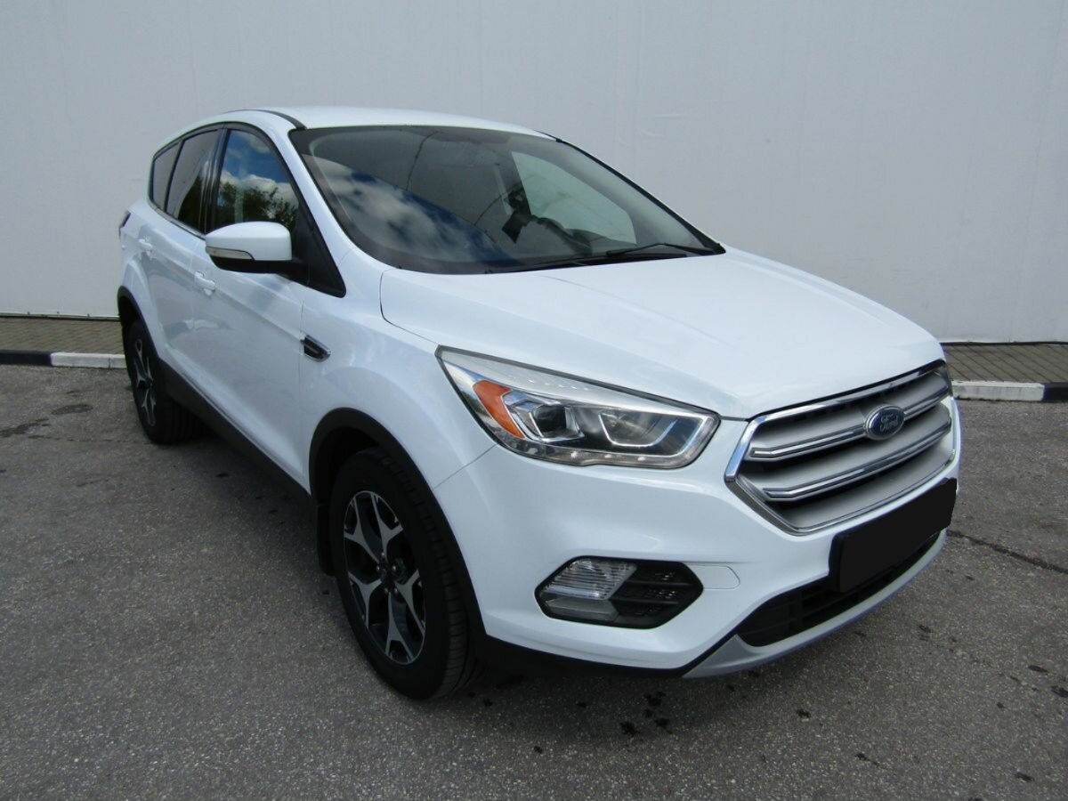 Ford Kuga, 2017