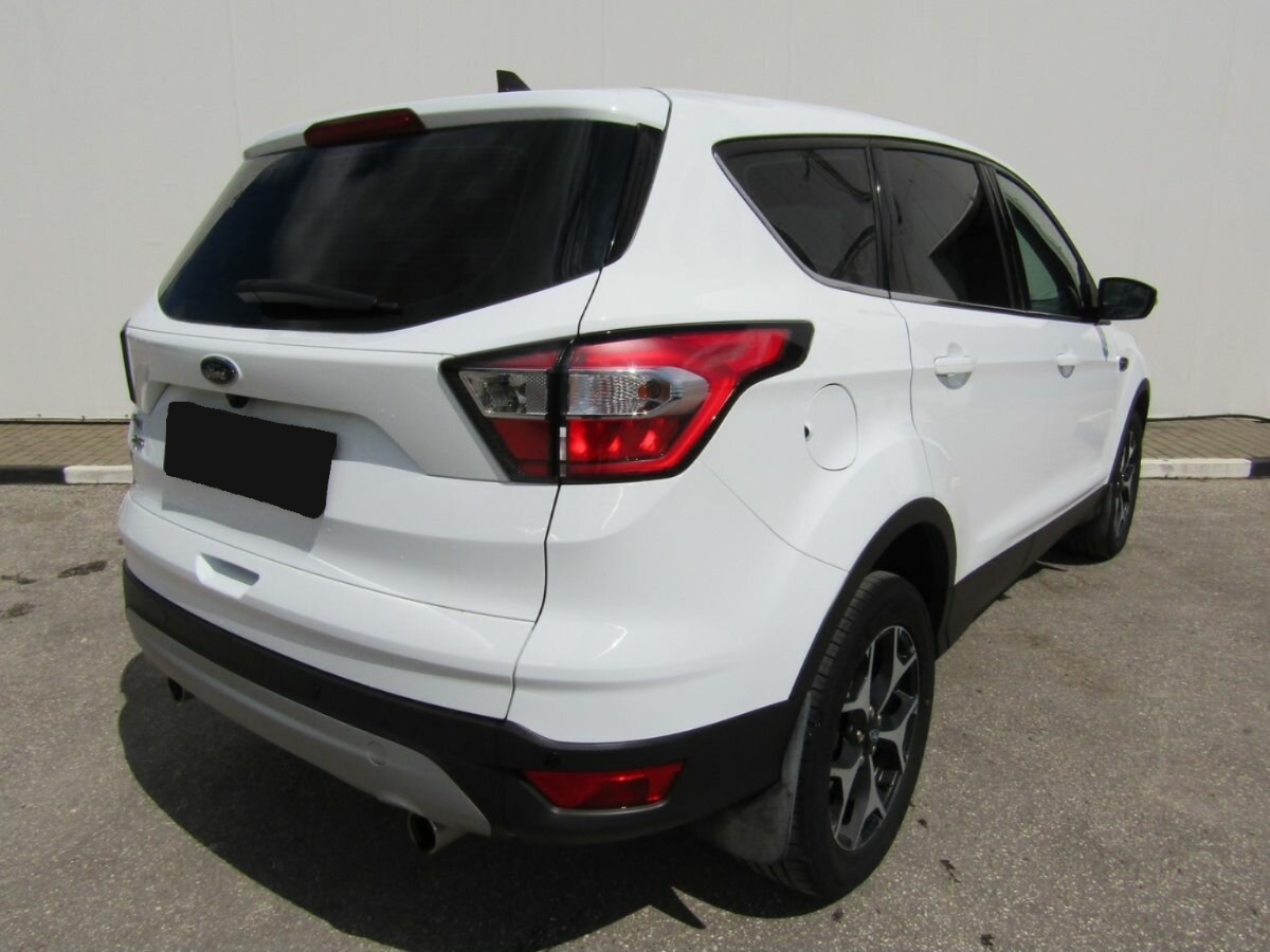 Ford Kuga, 2017