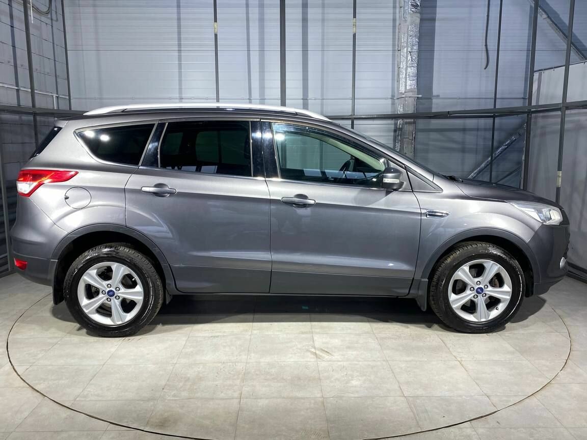 Ford Kuga, 2013