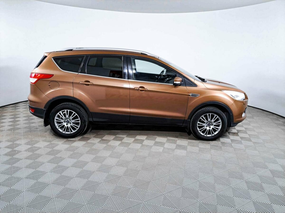 Ford Kuga, 2013