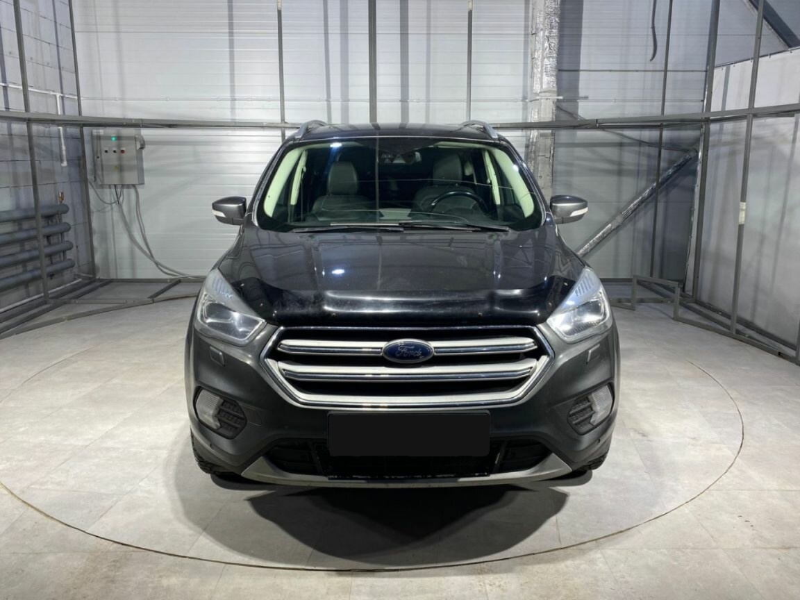 Ford Kuga, 2019