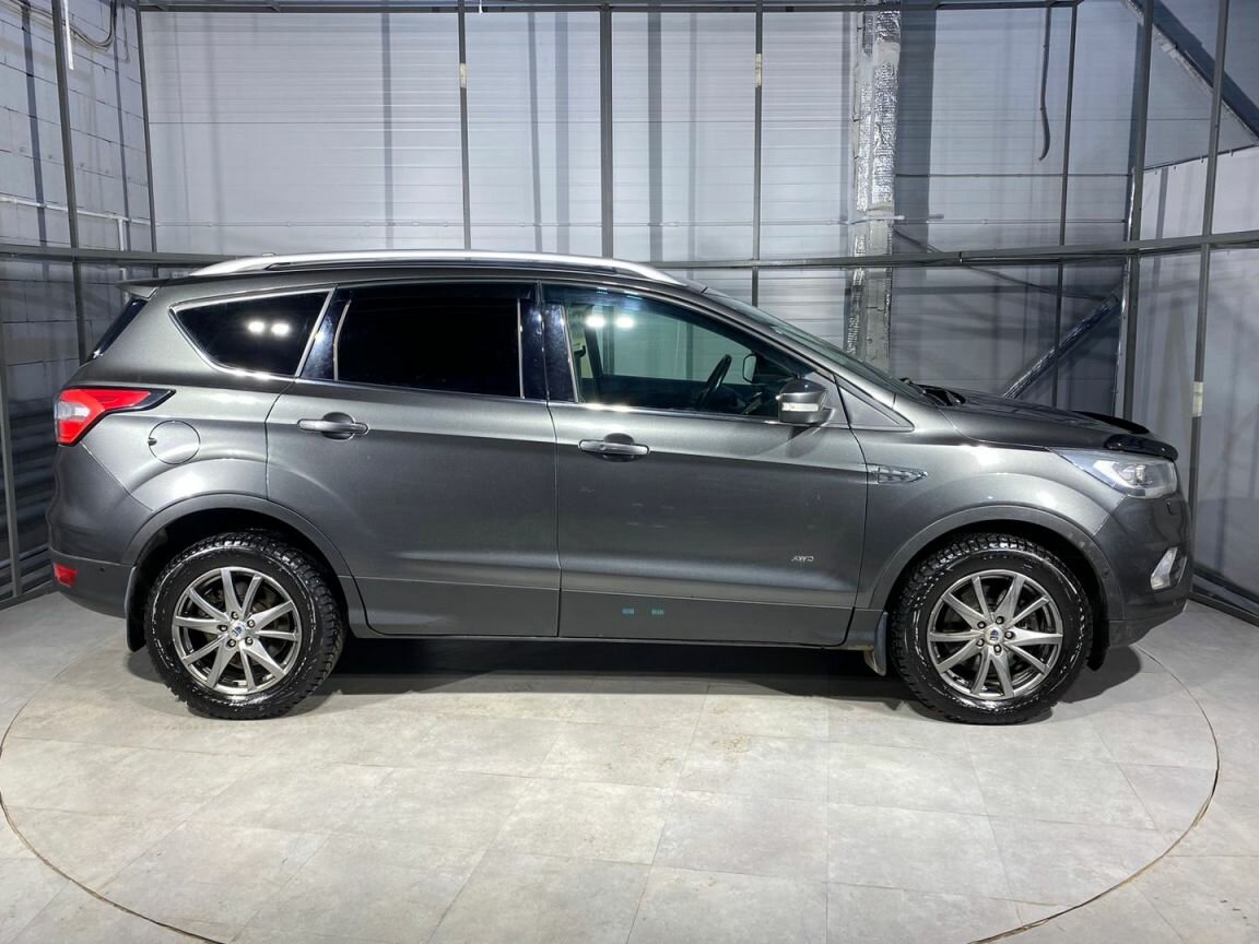 Ford Kuga, 2019