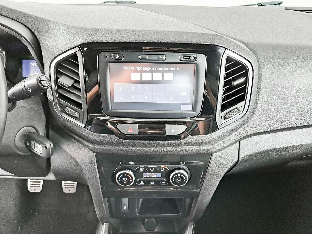 Lada (ВАЗ) XRAY, 2017