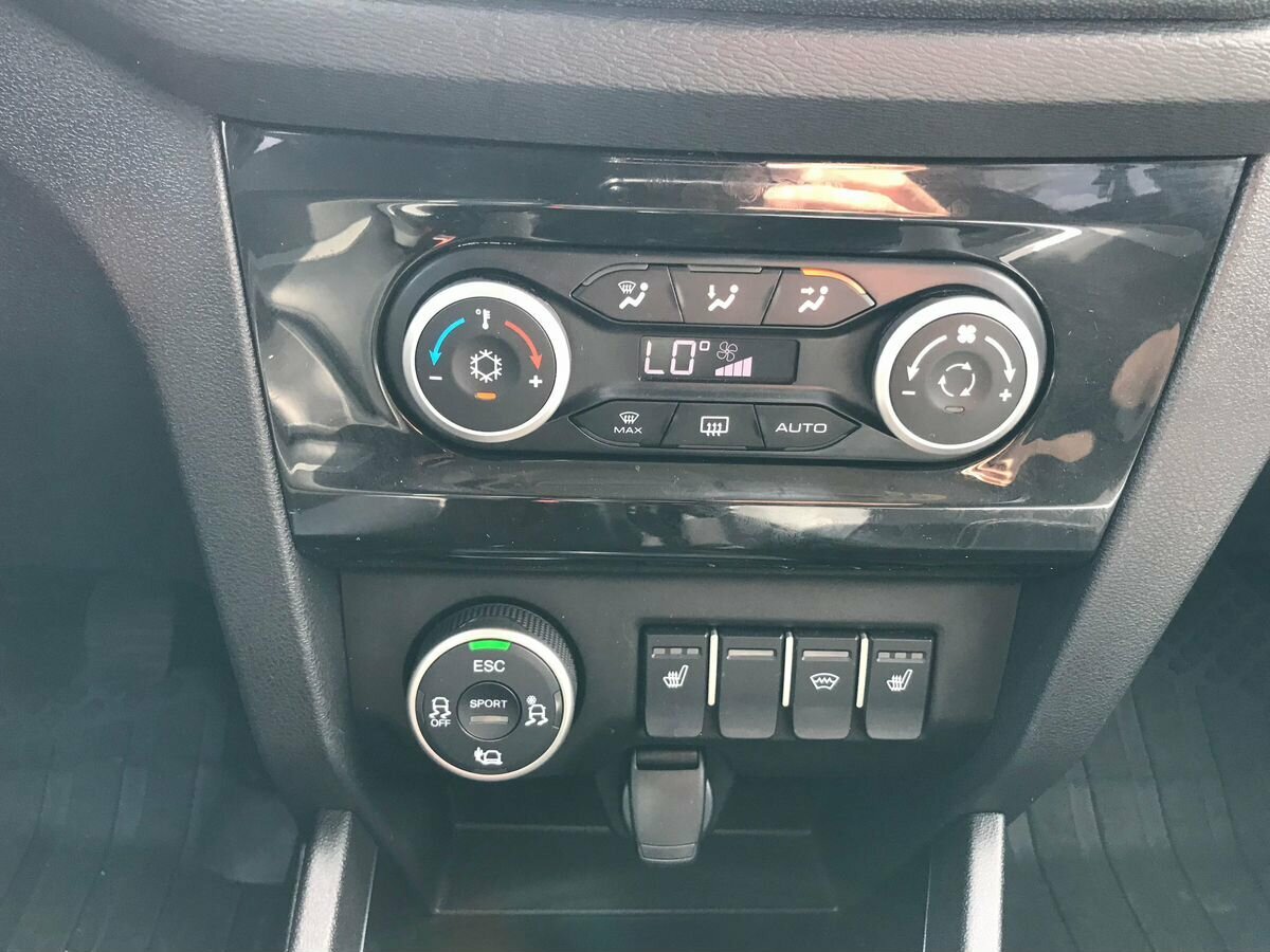 Lada (ВАЗ) XRAY Cross, 2021