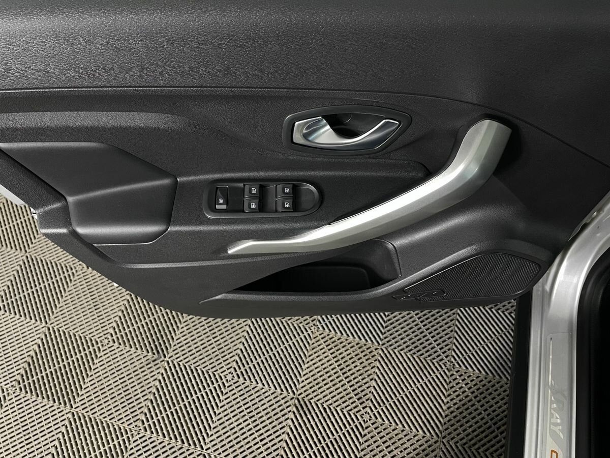 Lada (ВАЗ) XRAY Cross, 2019