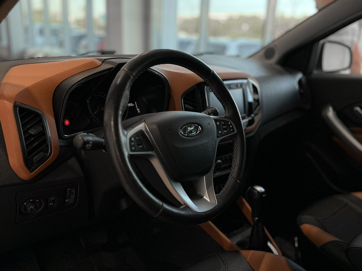 Lada (ВАЗ) XRAY Cross, 2020