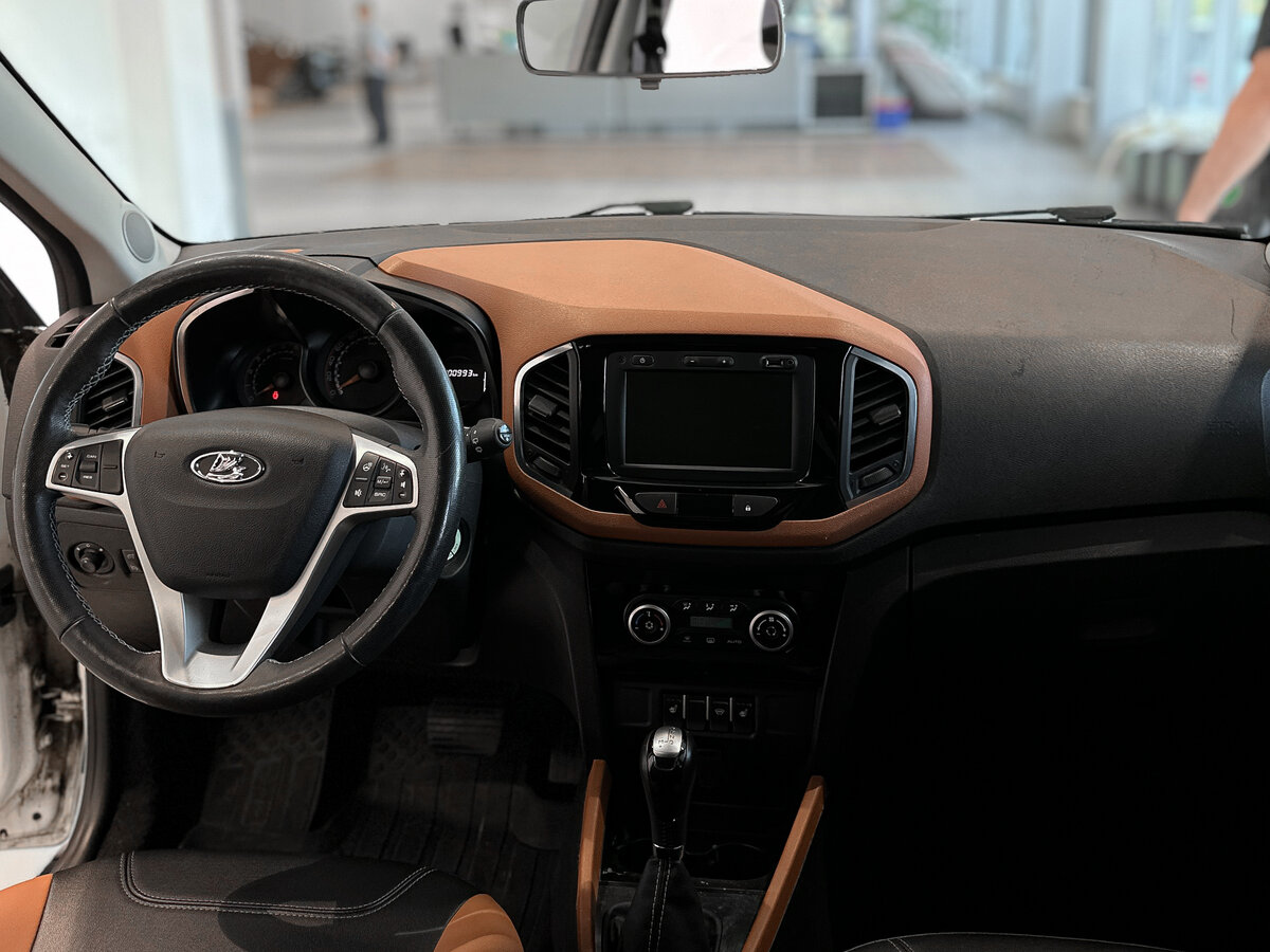 Lada (ВАЗ) XRAY Cross, 2020