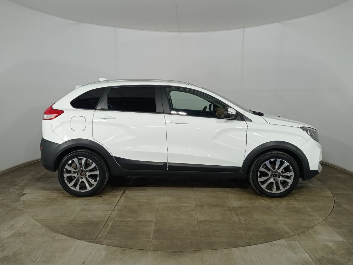 Lada (ВАЗ) XRAY Cross, 2020