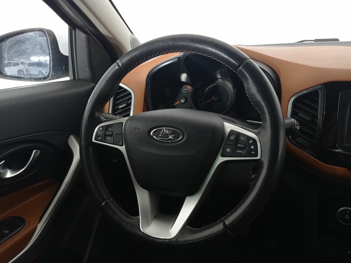 Lada (ВАЗ) XRAY Cross, 2020