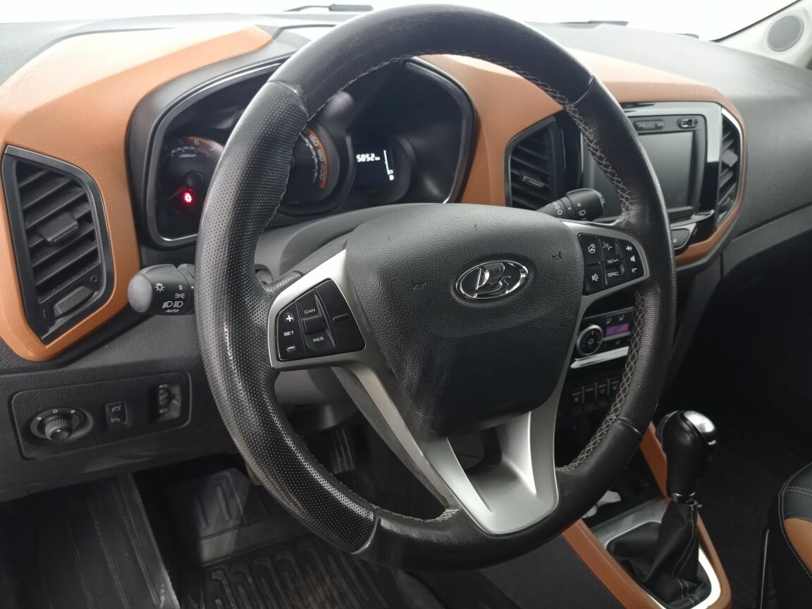 Lada (ВАЗ) XRAY Cross, 2020