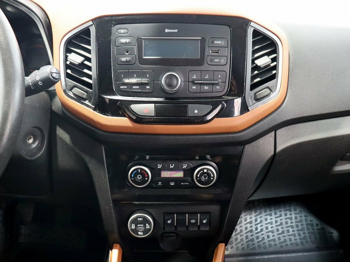 Lada (ВАЗ) XRAY Cross, 2019