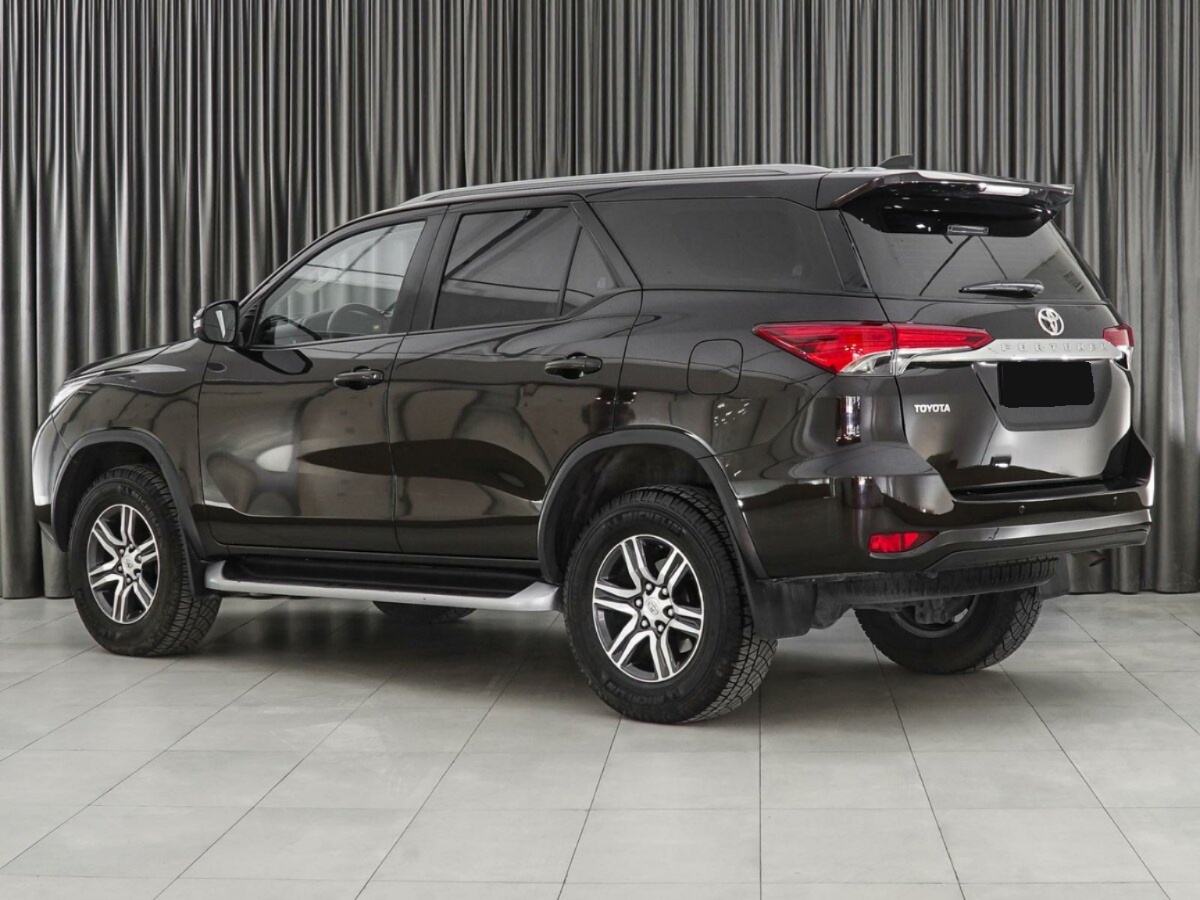 Toyota Fortuner, 2018