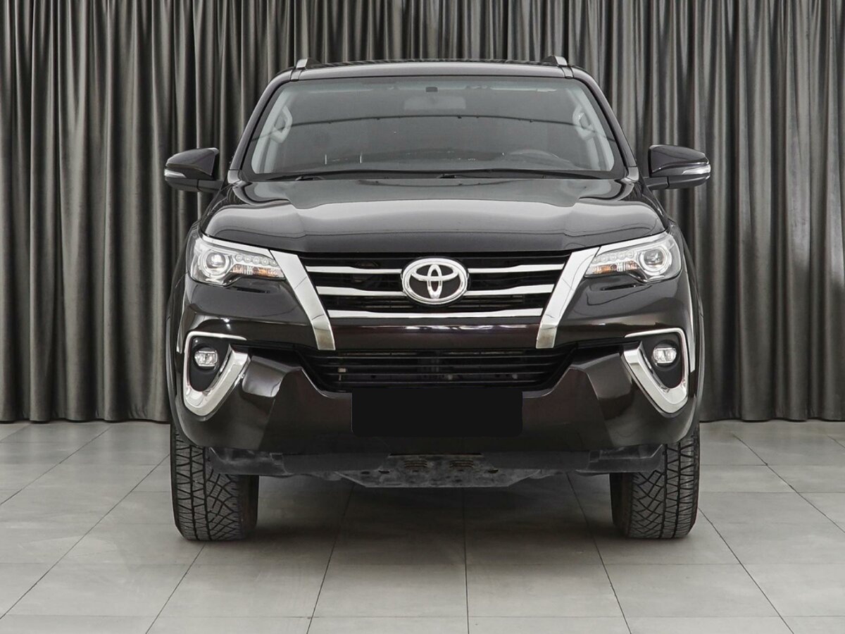 Toyota Fortuner, 2018