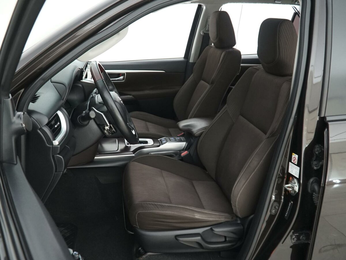 Toyota Fortuner, 2018