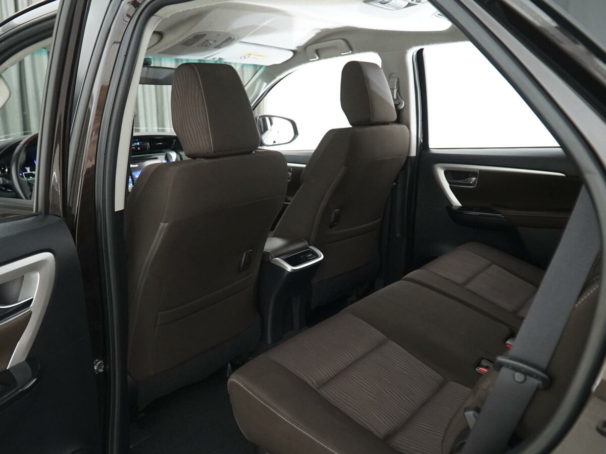 Toyota Fortuner, 2018