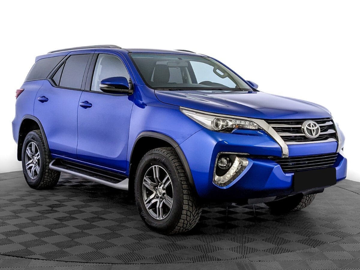 Toyota Fortuner, 2018