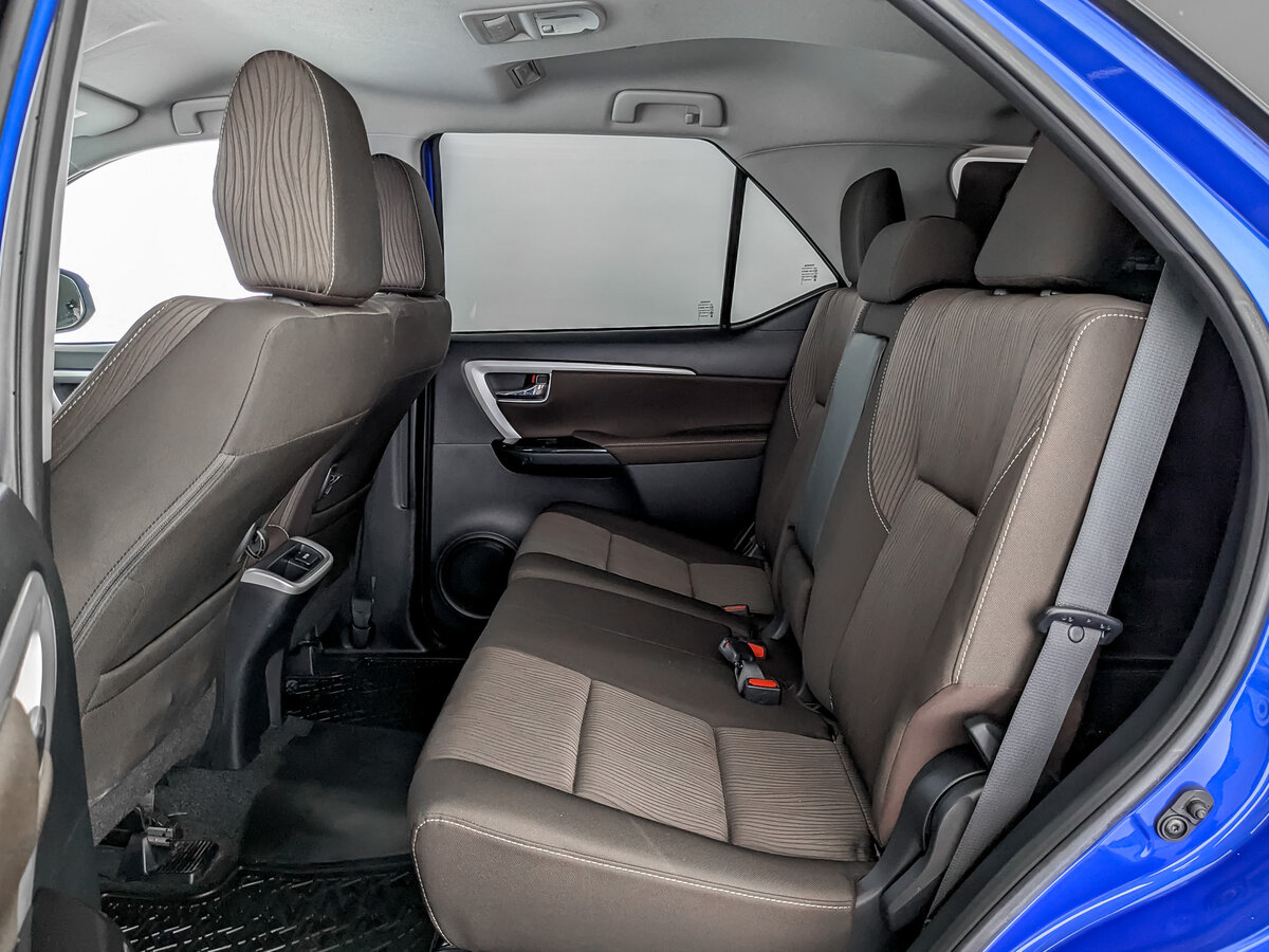 Toyota Fortuner, 2018