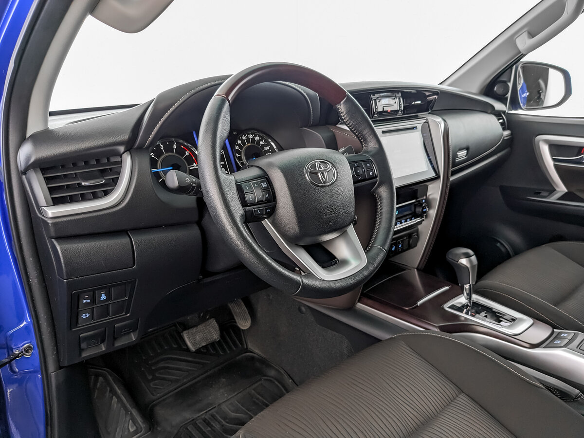 Toyota Fortuner, 2018