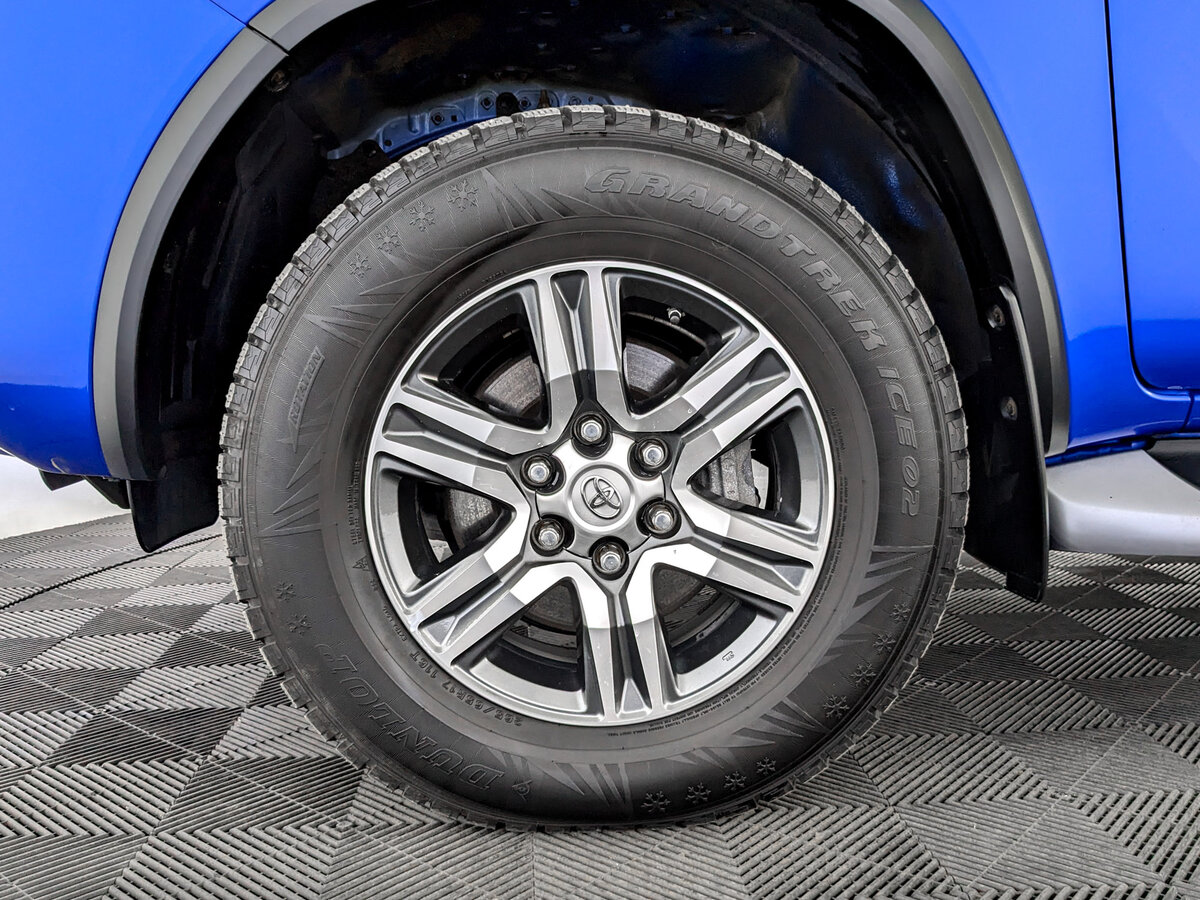 Toyota Fortuner, 2018