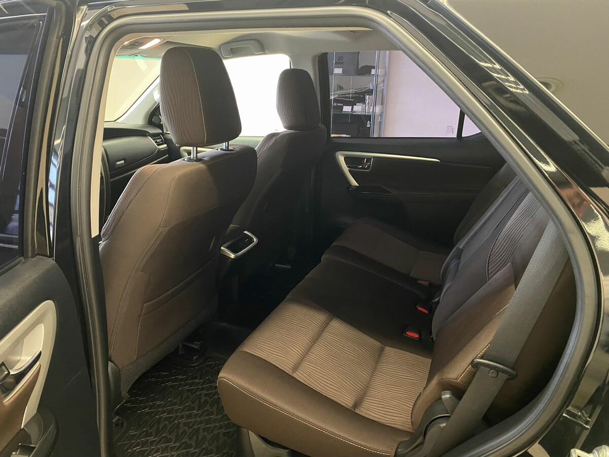 Toyota Fortuner, 2018