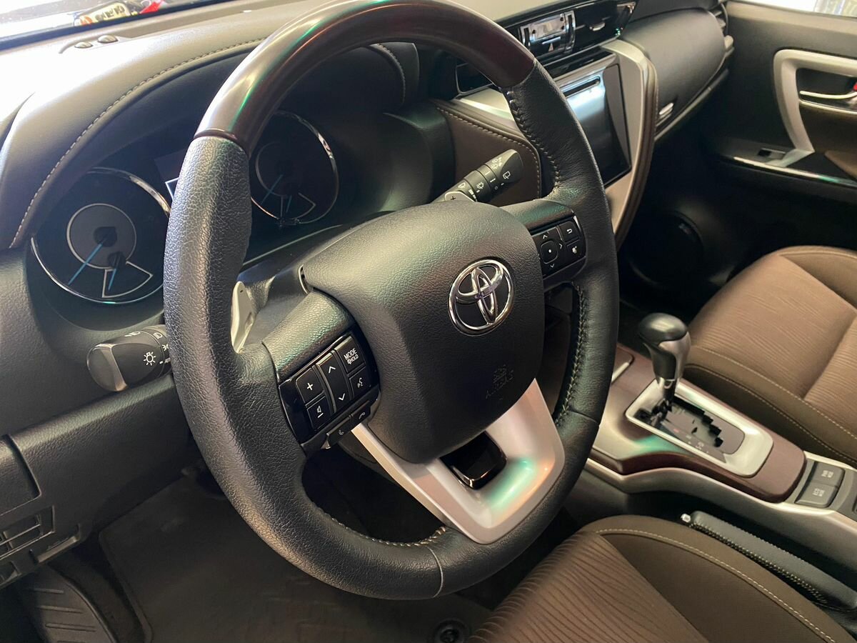 Toyota Fortuner, 2018