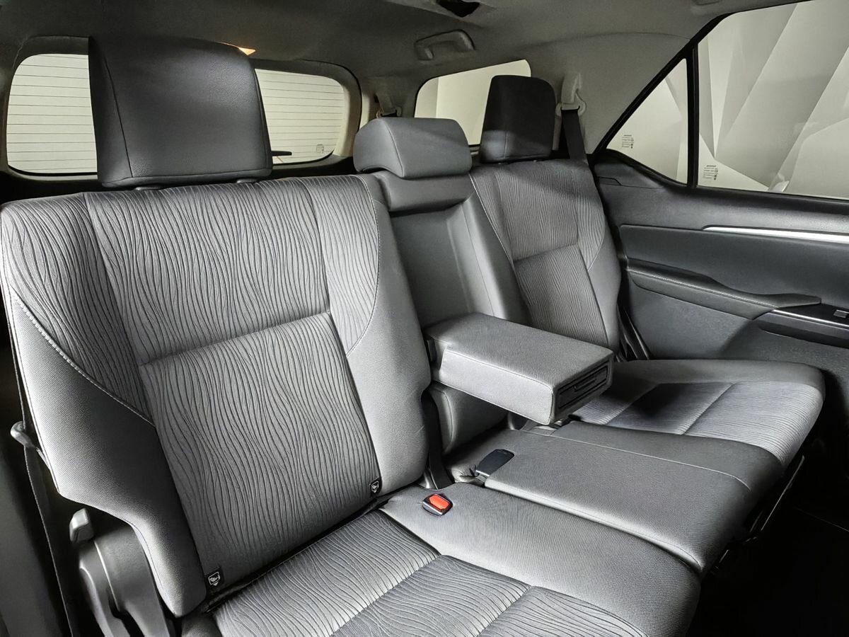 Toyota Fortuner, 2021