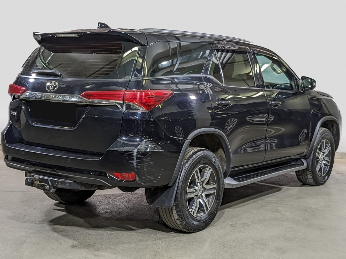 Toyota Fortuner, 2019